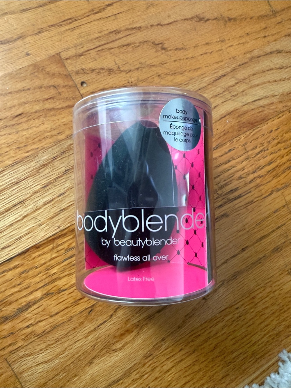 beautyblender bodyblender Black with Pink Packaging